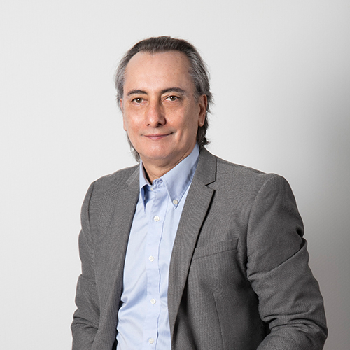 Osvaldo-Artaza-2 (1)